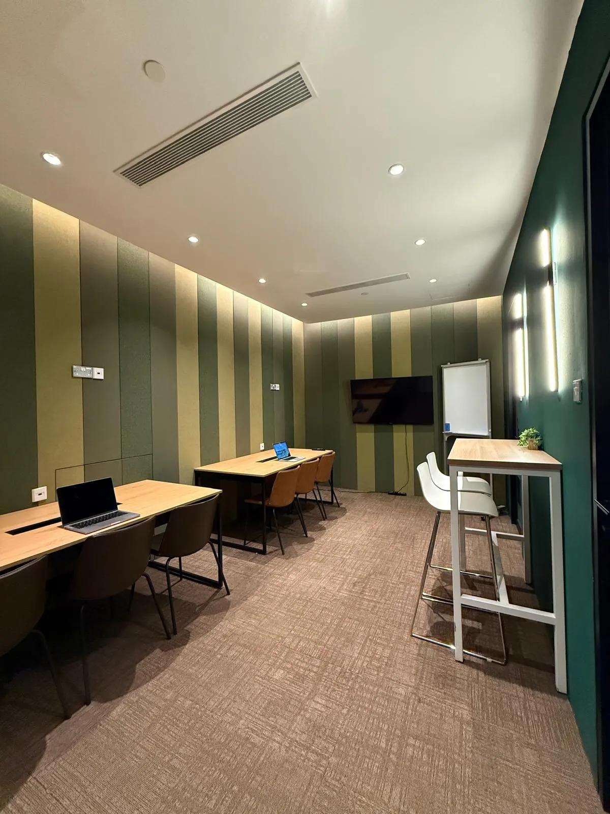 8 Pax Private Studio (Long-Term Lease)