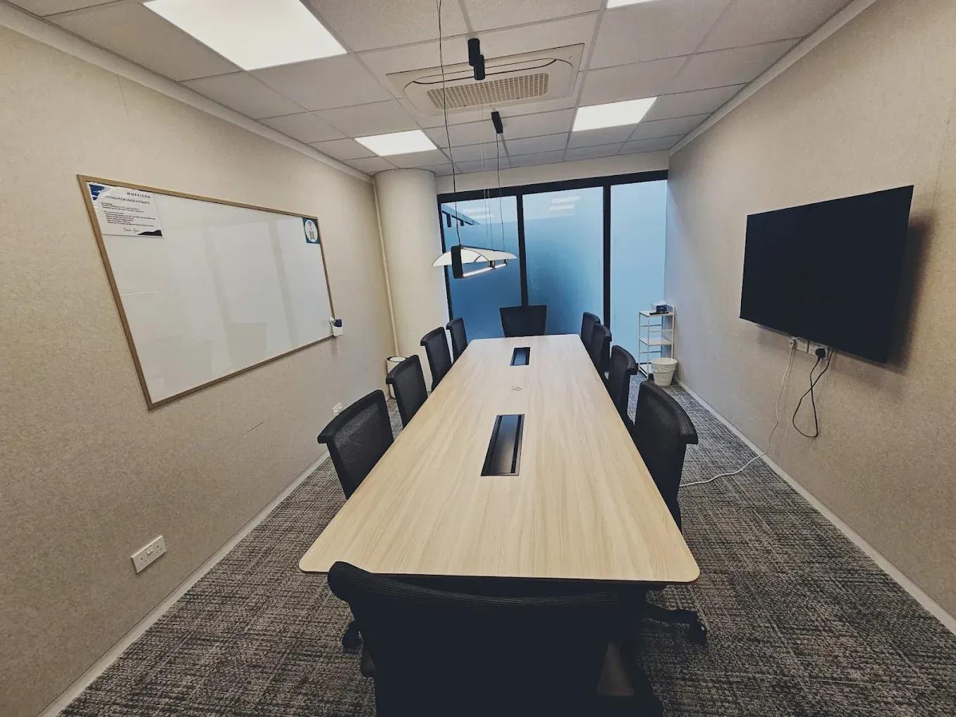 10 Pax Boardroom