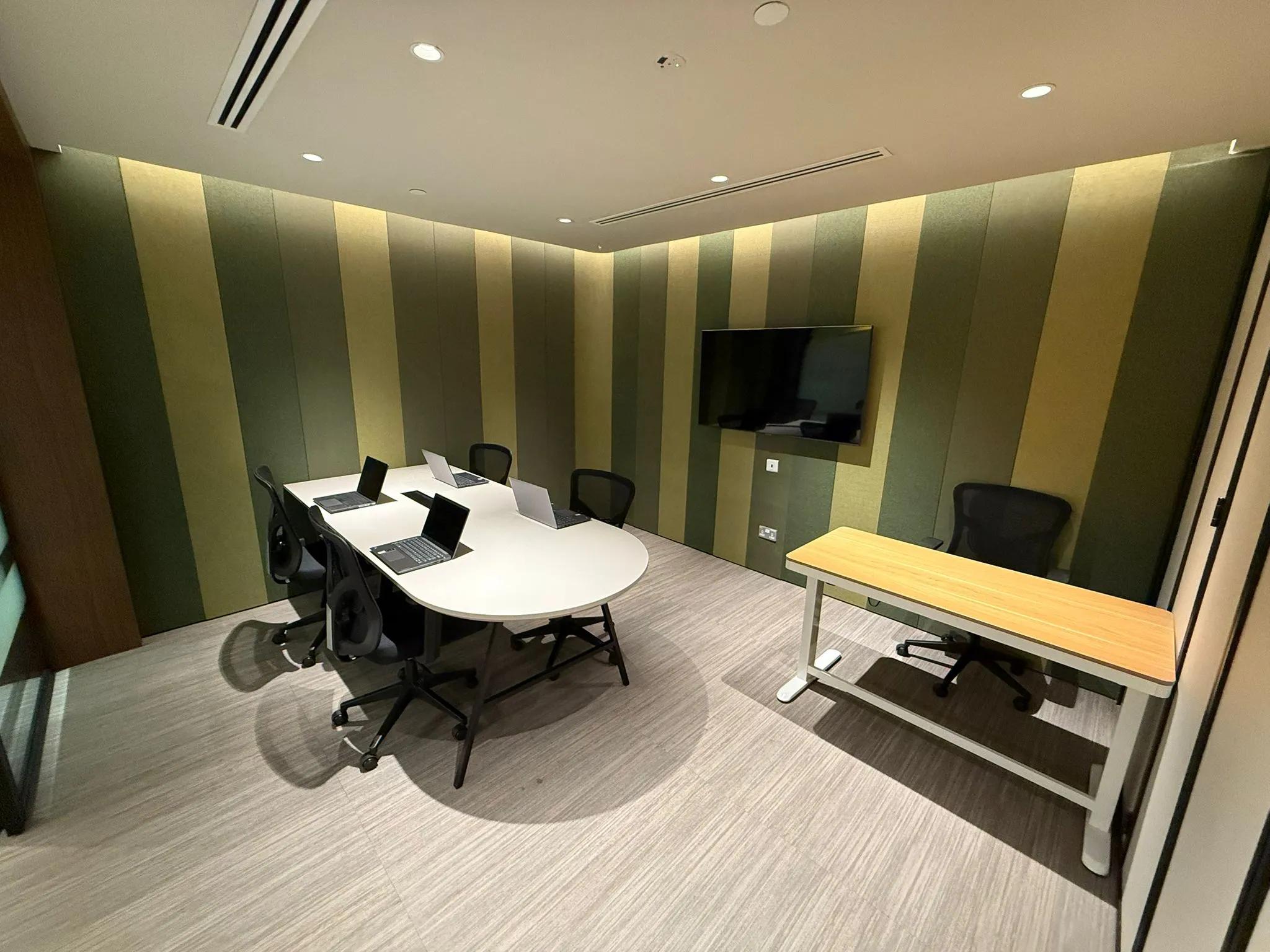 5 Pax Private Studio